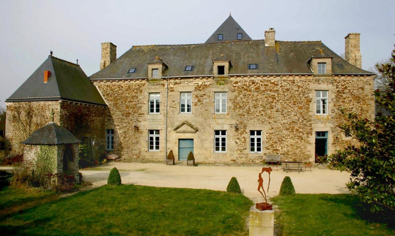 Gite La Terrasse - Manoir Le Plessix Madeuc Corseul Exterior foto